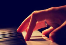 股票配资炒股:股票配资公司排名-市值蒸发5000亿美元后 特斯拉全面转型！马斯克豪赌机器人：五年内年产100万台